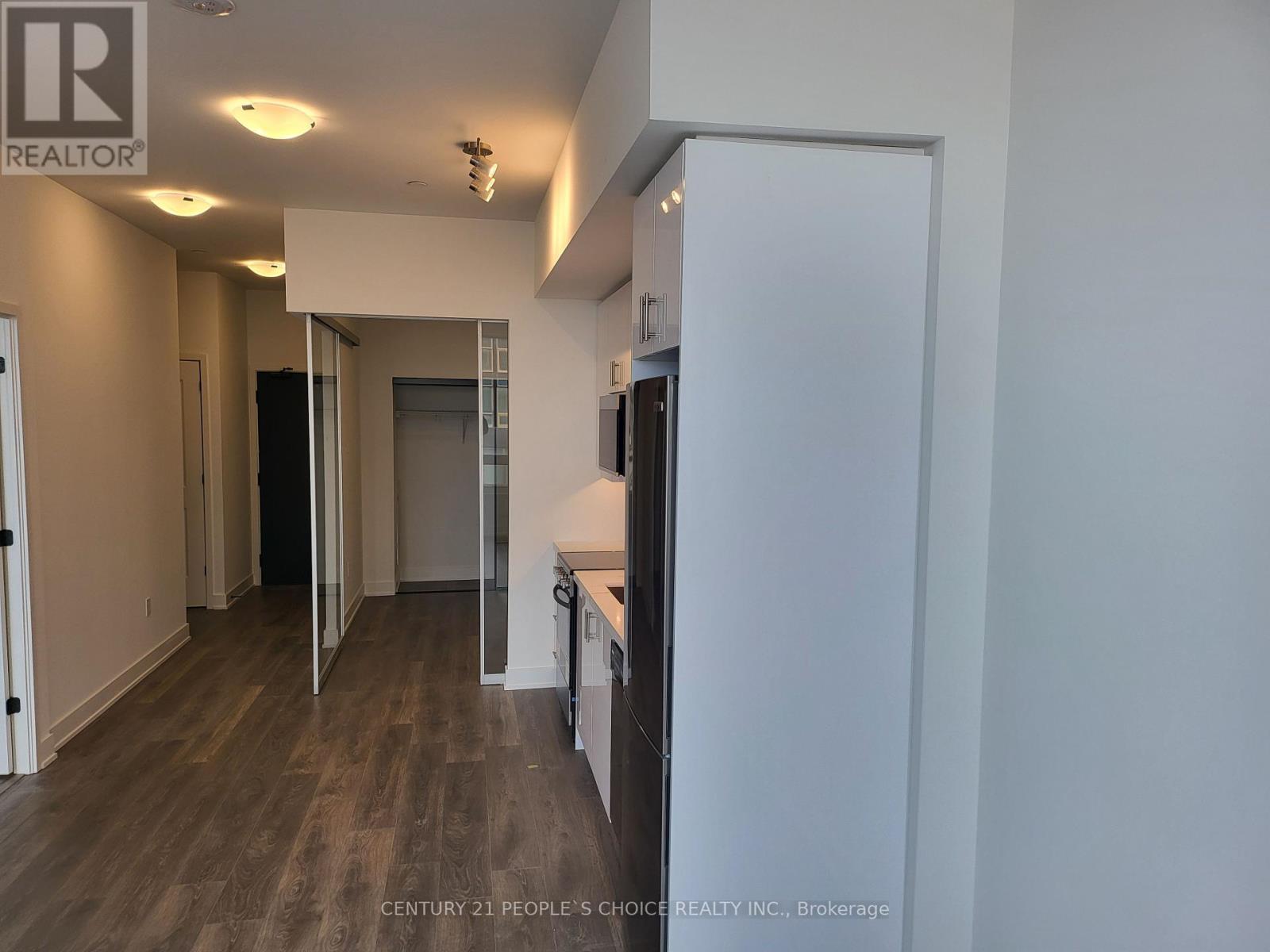 403 - 2333 Khalsa Gate, Oakville, Ontario  L6M 0X7 - Photo 6 - W12142759