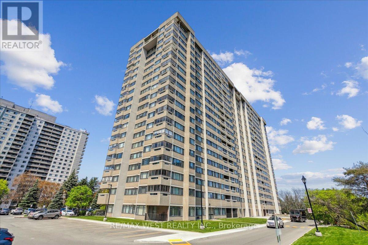 Property at 1509 - 50 ELM DRIVE image 1