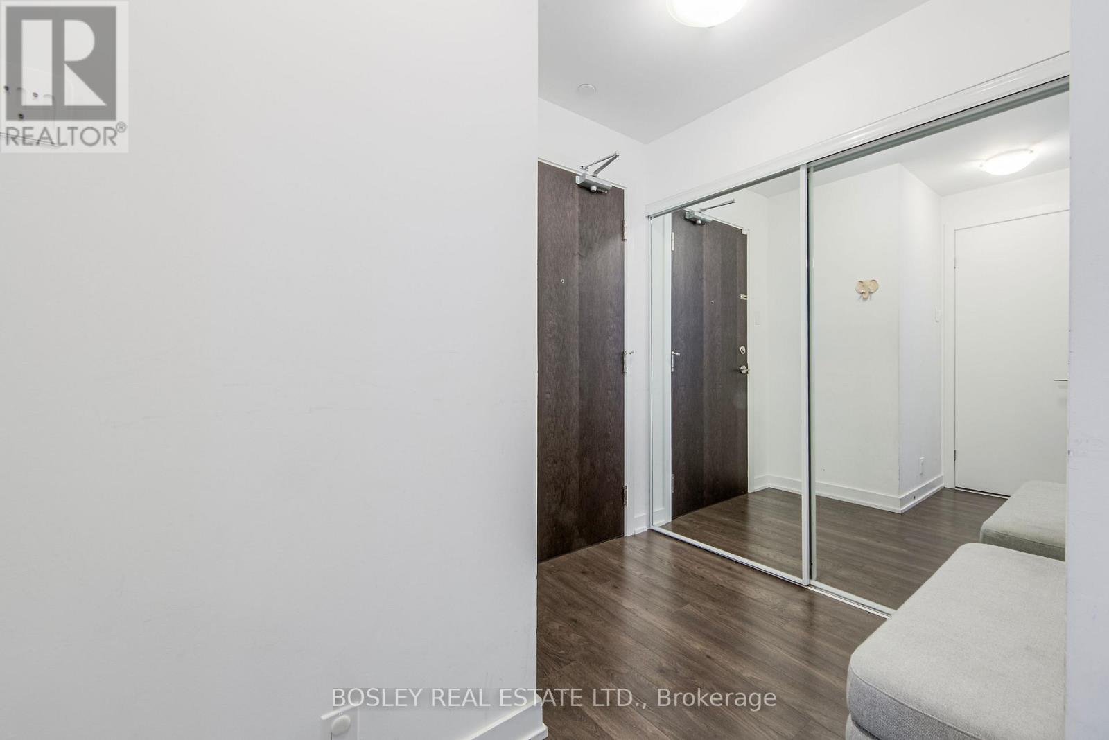 1210 - 10 Park Lawn Road, Toronto, Ontario  M8V 0H9 - Photo 3 - W12142854