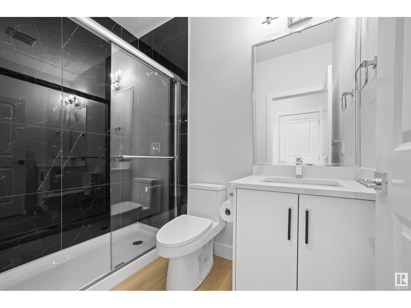 16819 47 St Nw Nw, Edmonton, Alberta  T5Y 6M1 - Photo 15 - E4436012