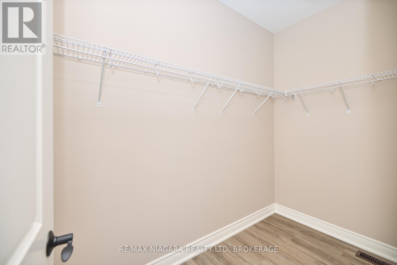 28 Harvest Drive, Niagara-On-The-Lake, Ontario  L0S 1J0 - Photo 28 - X12031197