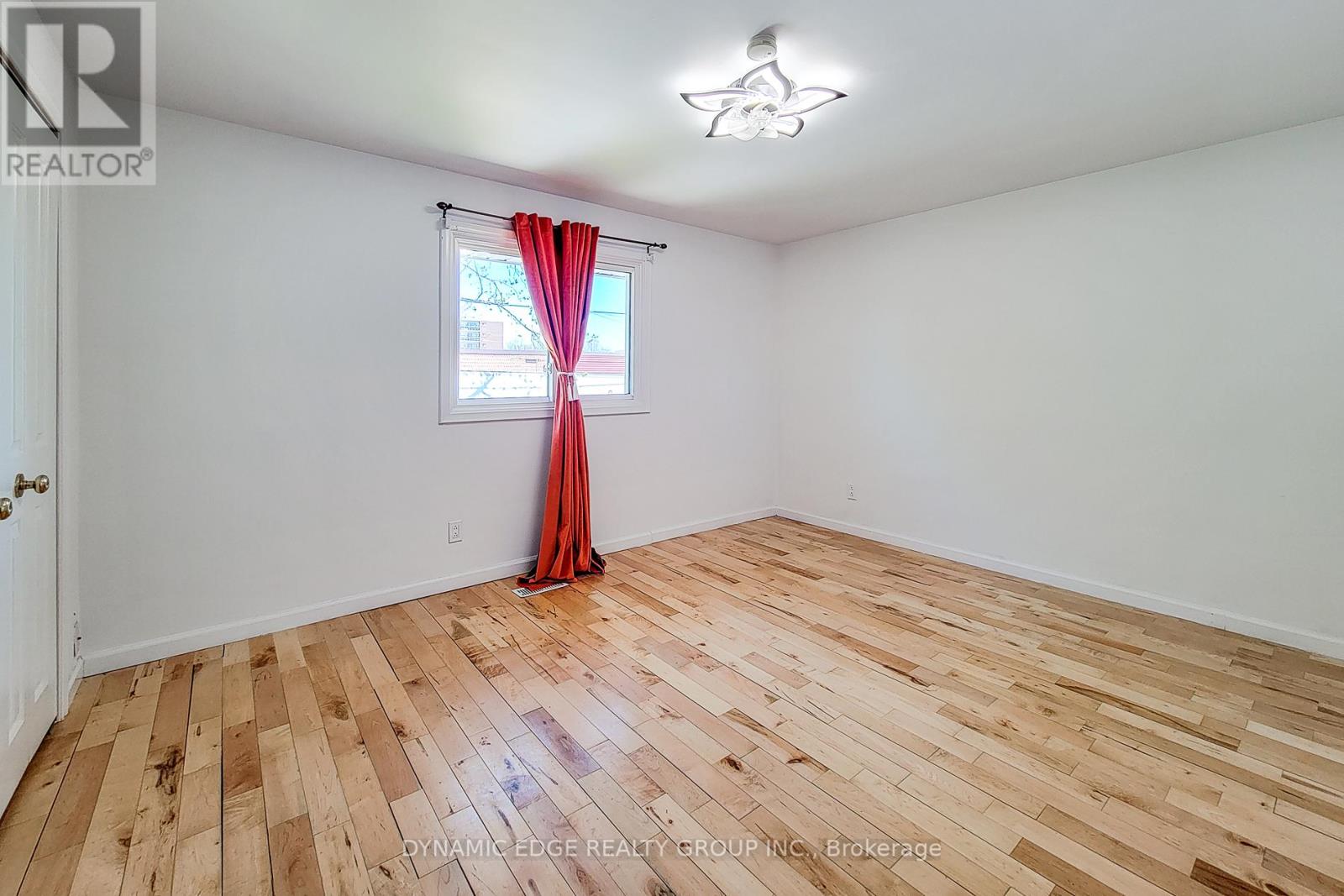 100 Mountain Avenue N, Hamilton (Stoney Creek), Ontario  L8G 3P7 - Photo 24 - X12142763