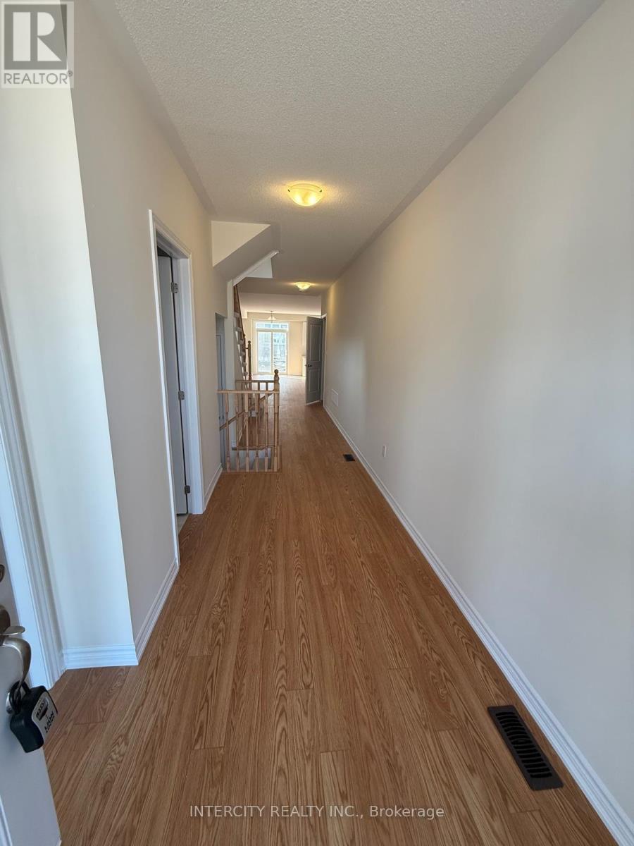 124 Molozzi Street, Erin, Ontario  N0B 1T0 - Photo 3 - X12142769