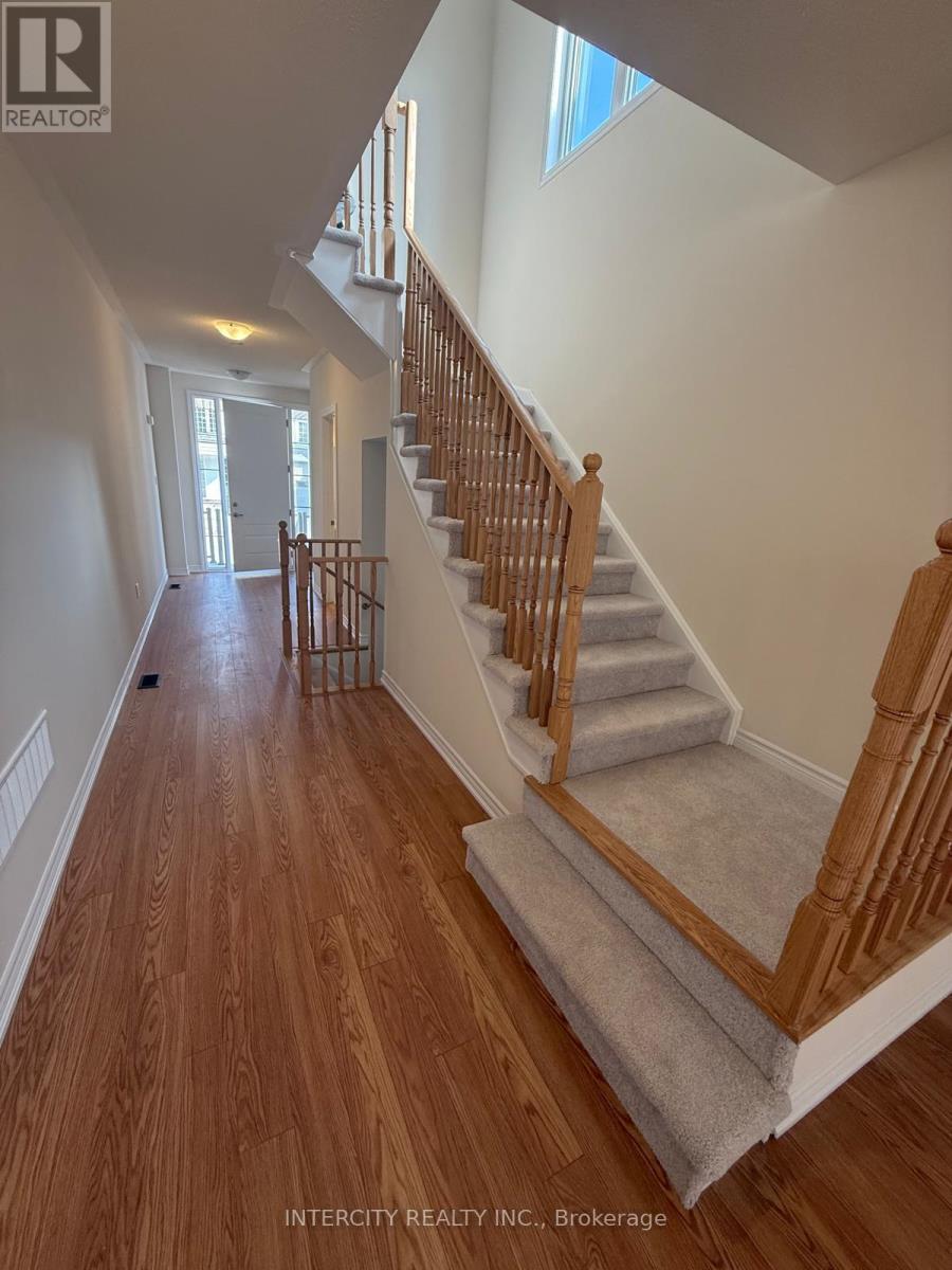 124 Molozzi Street, Erin, Ontario  N0B 1T0 - Photo 9 - X12142769