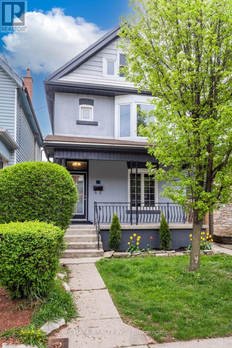 86 SMITH AVENUE, Hamilton, Ontario