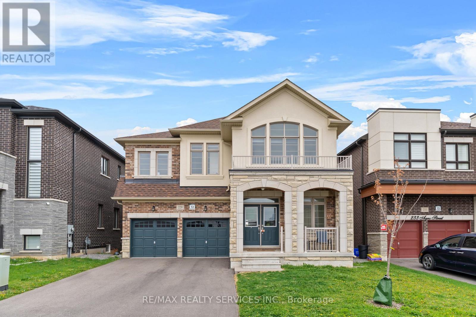 229 AGRO STREET, Hamilton, Ontario