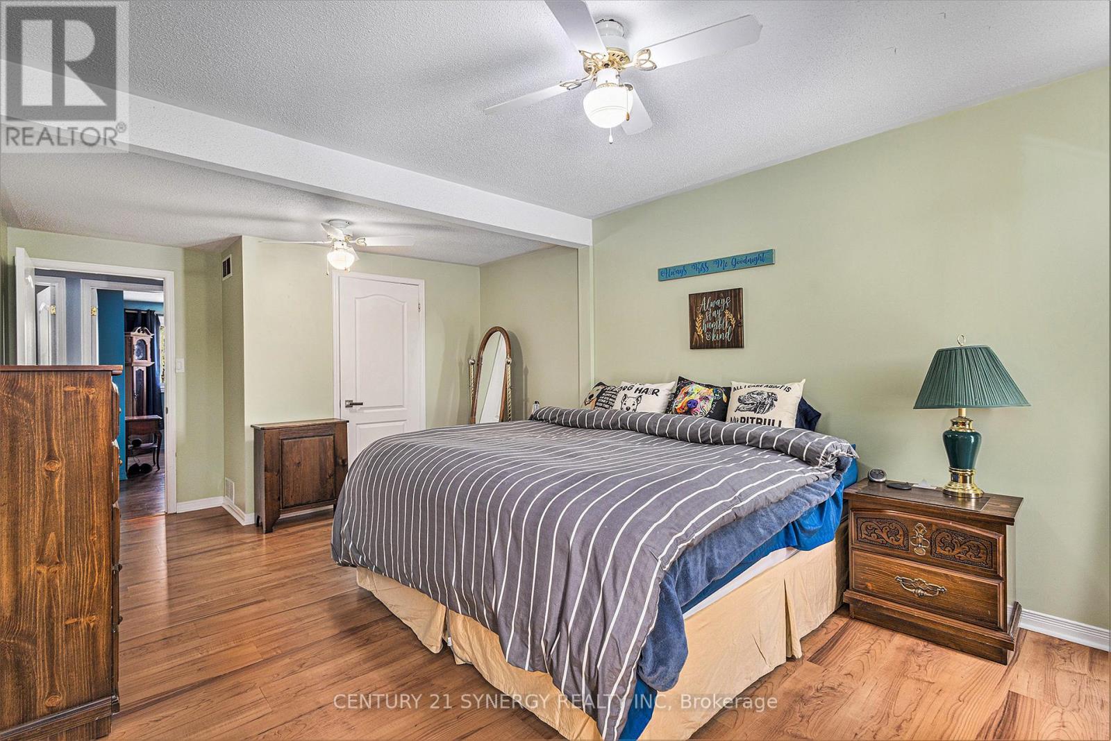 47 Fringewood Drive, Ottawa, Ontario  K2S 1T8 - Photo 11 - X12141085