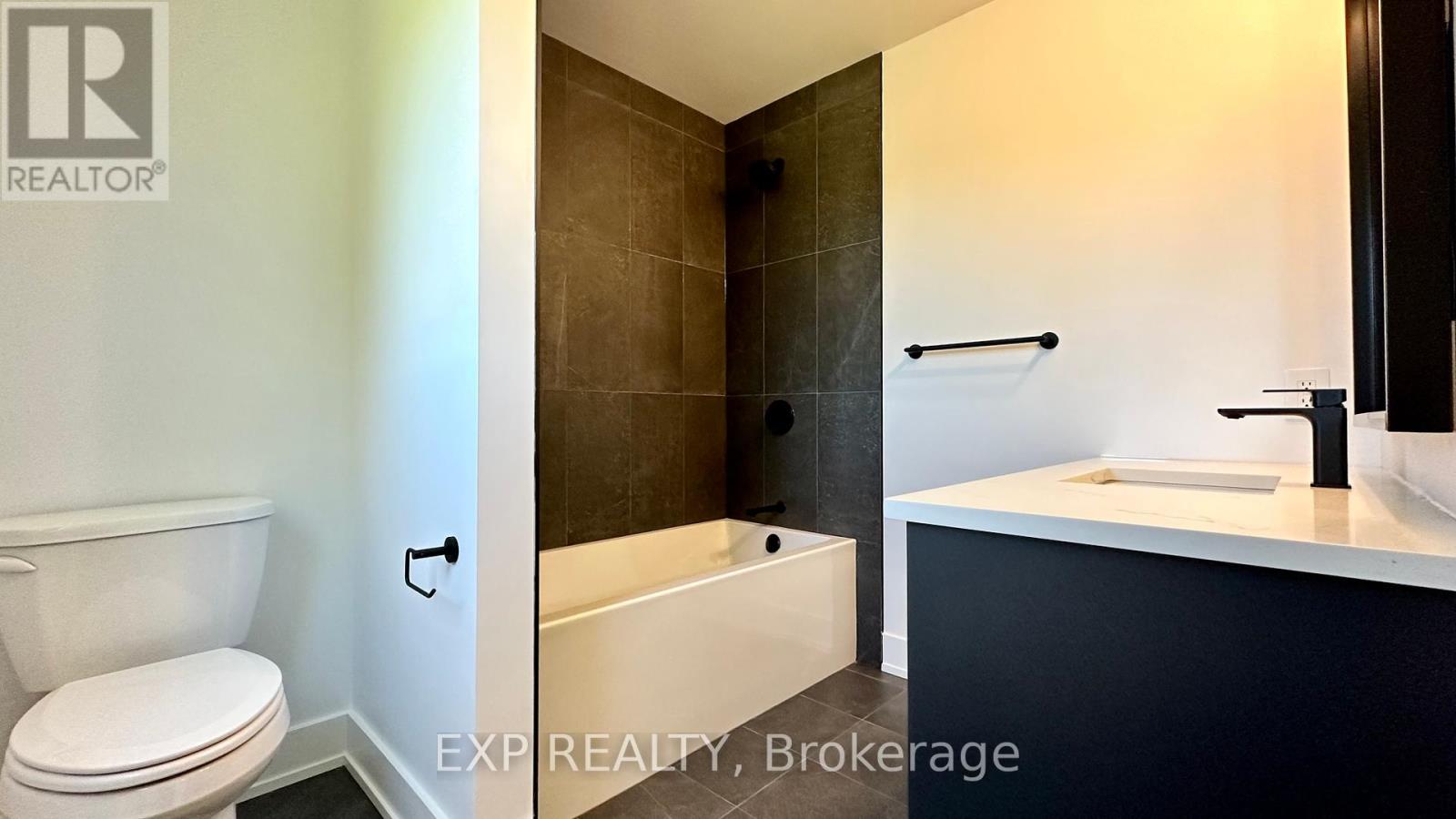 121 Wagon Drive, Ottawa, Ontario  K0A 1T0 - Photo 27 - X12141461