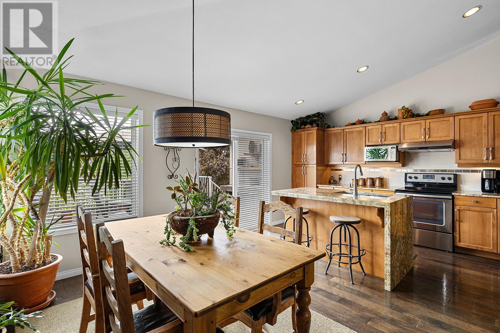 Property at 1619 Wilmot Court image 3