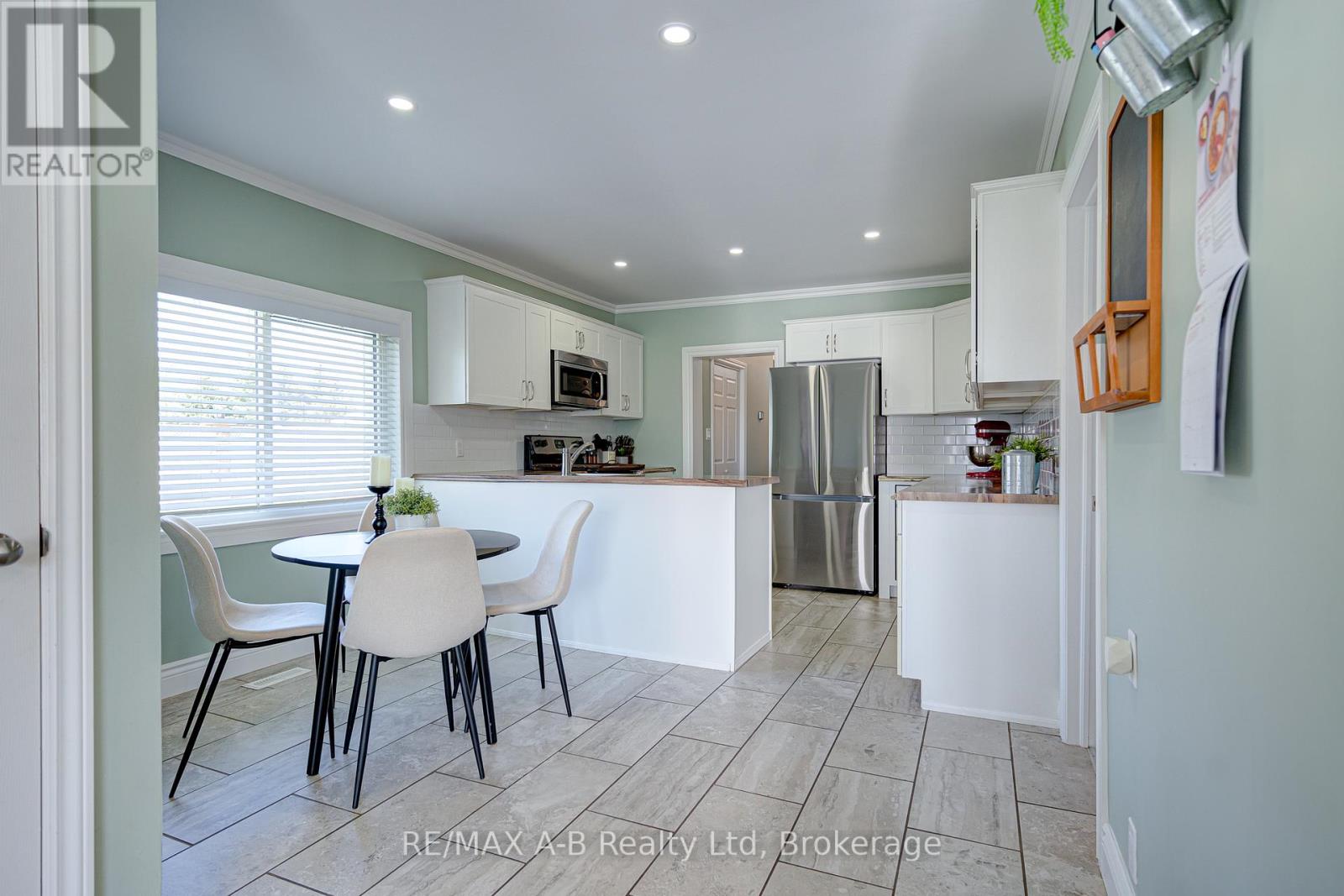 3963 Road 111, Perth East, Ontario  N5A 6S5 - Photo 14 - X12142897