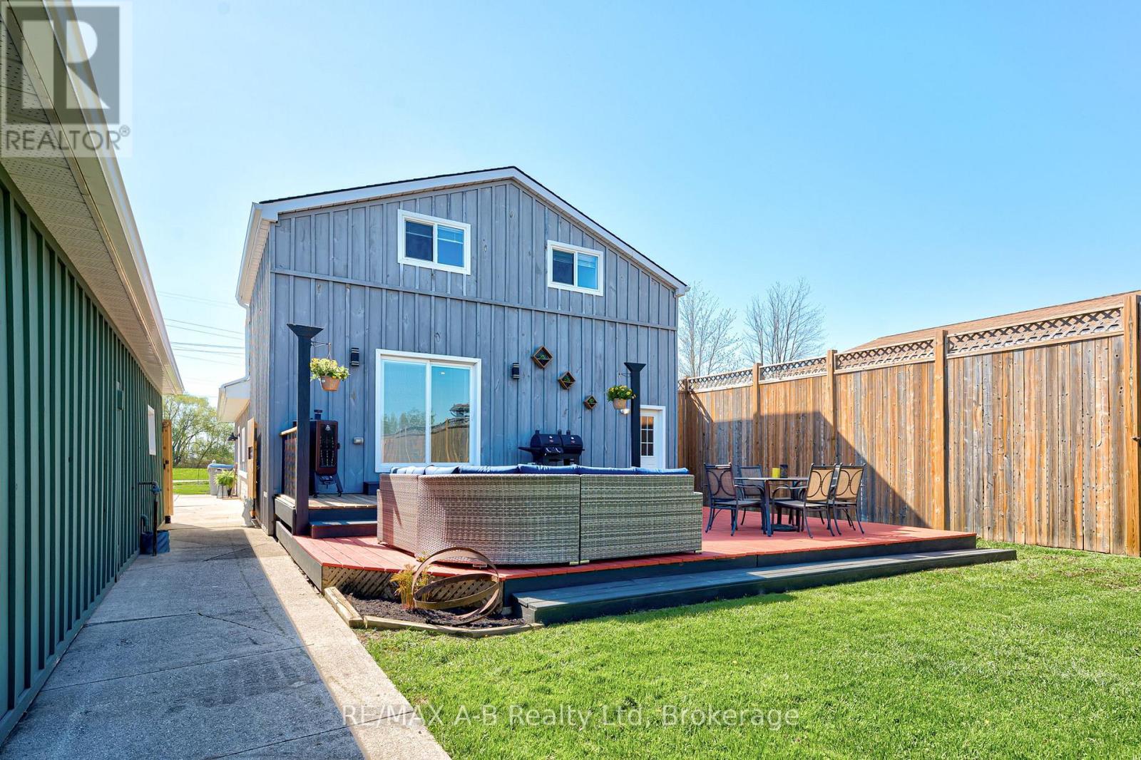 3963 Road 111, Perth East, Ontario  N5A 6S5 - Photo 36 - X12142897