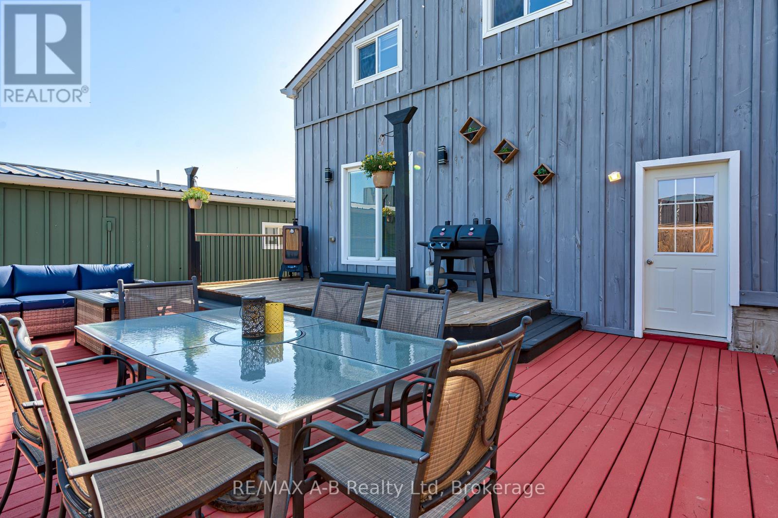 3963 Road 111, Perth East, Ontario  N5A 6S5 - Photo 38 - X12142897