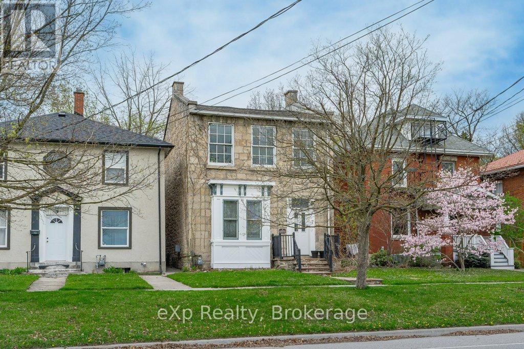 7 Waterloo Avenue, Guelph, Ontario  N1H 3H2 - Photo 2 - X12142937