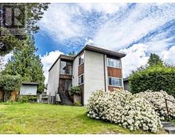 376 E 4TH STREET, North Vancouver, British Columbia