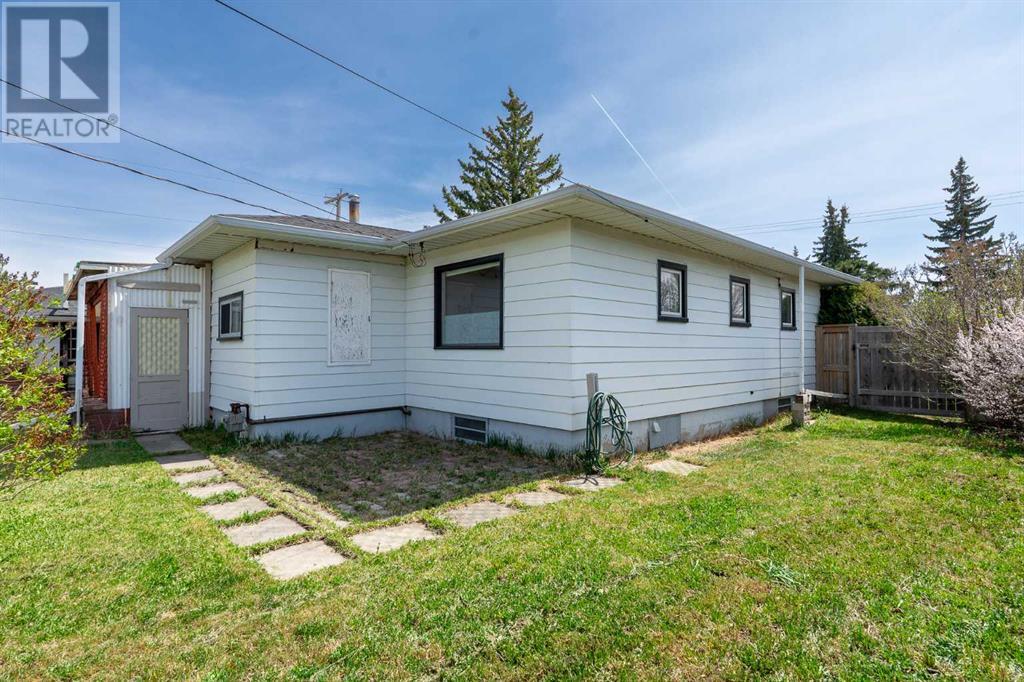232 1 Avenue Ne, Airdrie, Alberta  T4B 0R4 - Photo 39 - A2211920