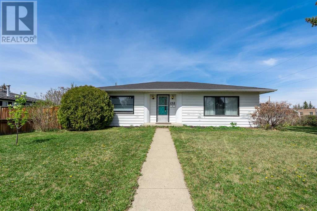 232 1 Avenue NE, airdrie, Alberta