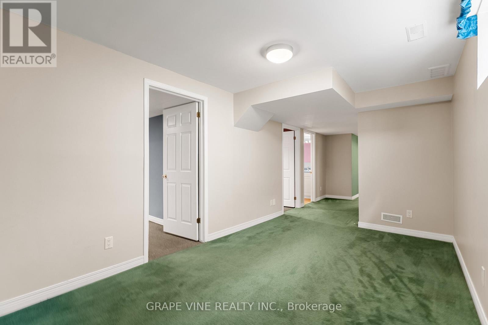 4316 Owl Valley Drive, Ottawa, Ontario  K1V 1L3 - Photo 18 - X12142925