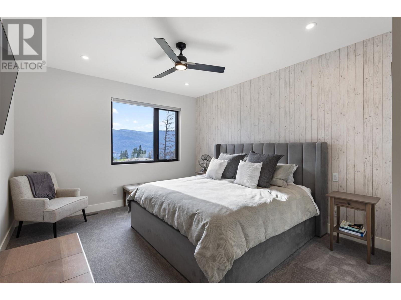 Property at 10100 Tyndall Road Unit# 25 image 2