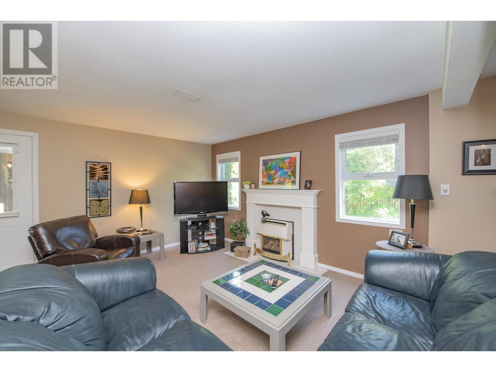 2279 Catt Avenue, Lumby, British Columbia  V0E 2G0 - Photo 30 - 10347304