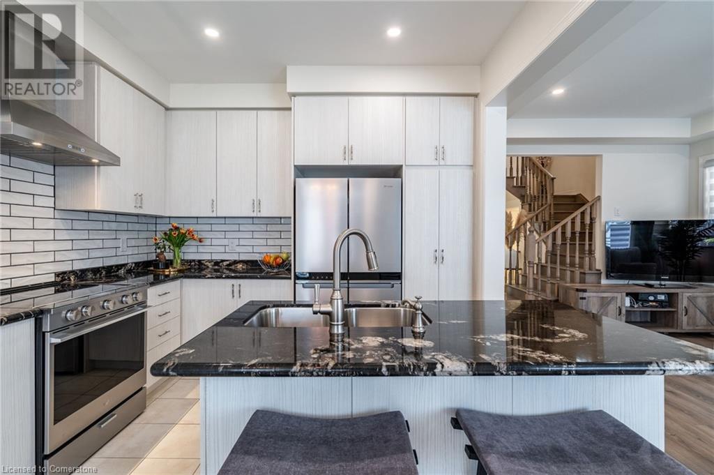 12 Great Falls Boulevard, Hamilton, Ontario  L8B 1X8 - Photo 15 - 40727681