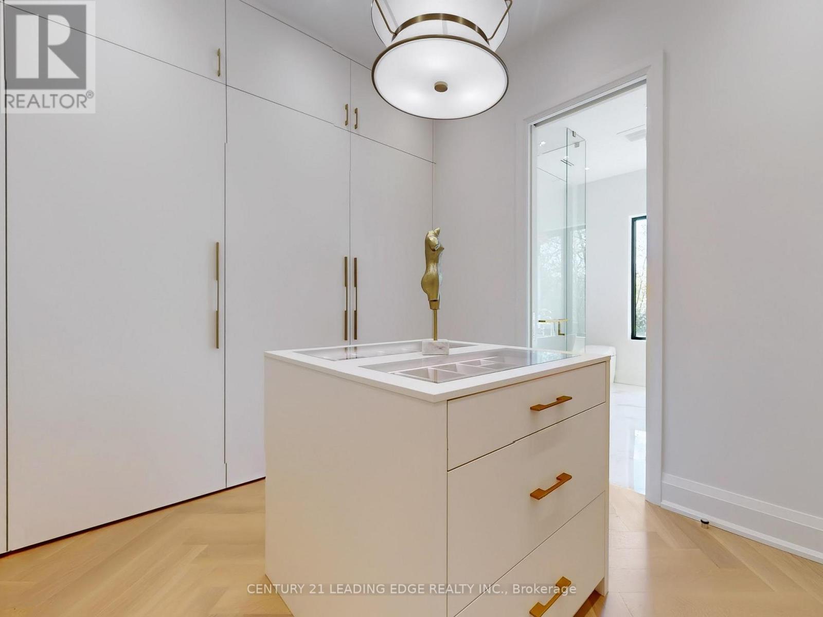 8 Balding Court, Toronto, Ontario  M2P 1Y7 - Photo 32 - C12142906