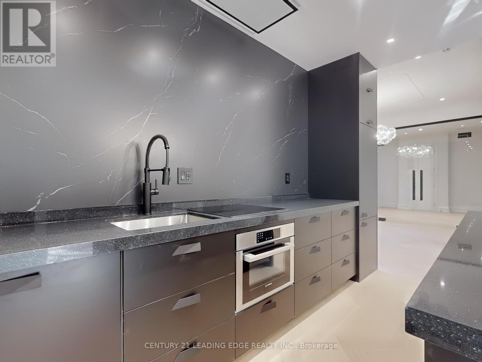 8 Balding Court, Toronto, Ontario  M2P 1Y7 - Photo 42 - C12142906