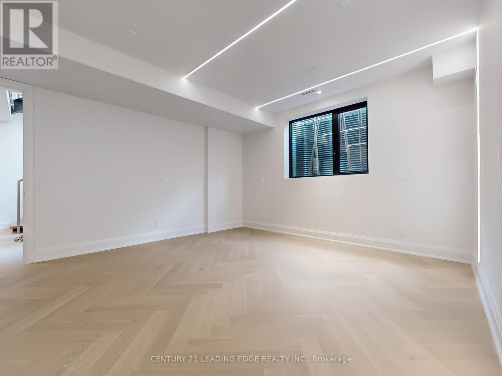 8 Balding Court, Toronto, Ontario  M2P 1Y7 - Photo 45 - C12142906