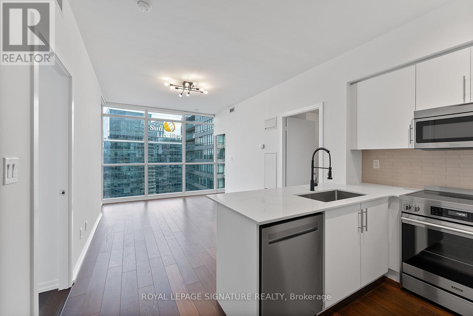 4101 - 65 Bremner Boulevard, Toronto, Ontario  M5V 0A1 - Photo 2 - C12142918