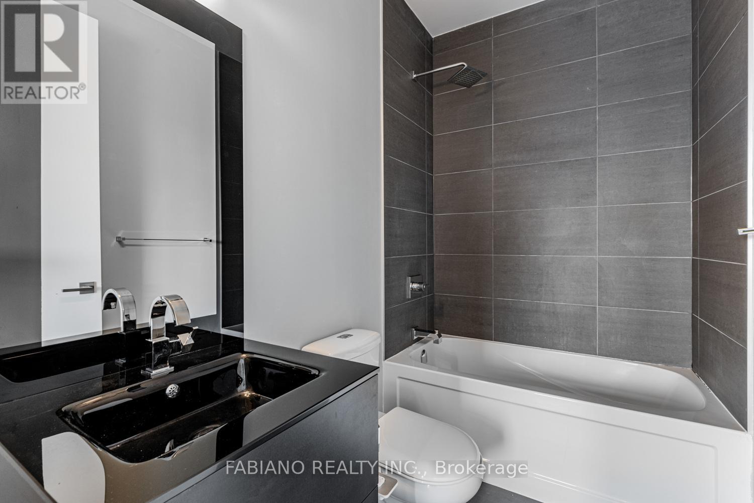 418 - 111 St Clair Avenue W, Toronto, Ontario  M4V 1N5 - Photo 20 - C12142938