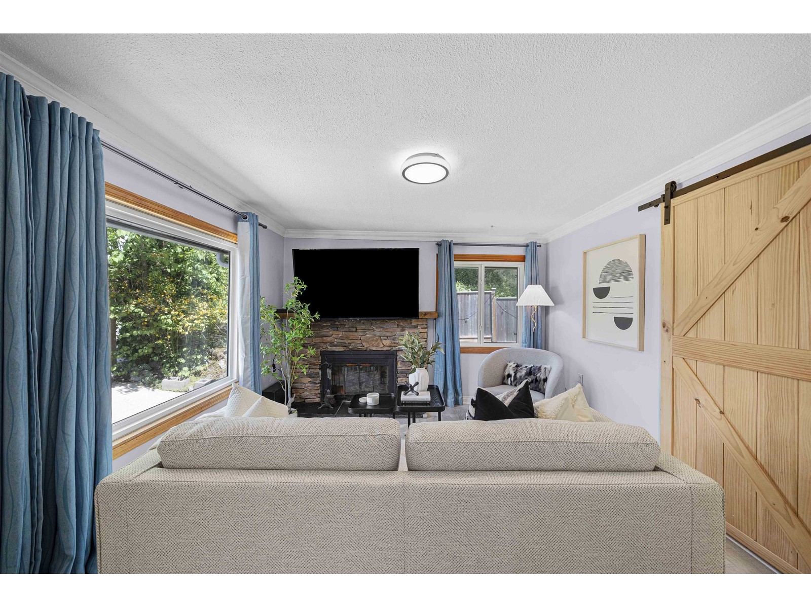 32678 Best Avenue, Mission, British Columbia  V2V 2S6 - Photo 2 - R3001721