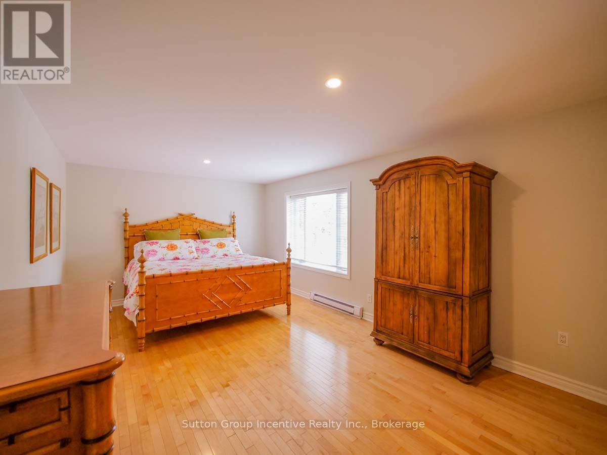 4361 12 Highway S, Ramara, Ontario  L3V 6H7 - Photo 25 - S12133732