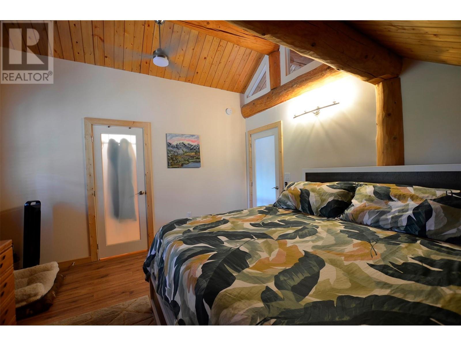 60 Valeview Road, Lumby, British Columbia  V0E 2G1 - Photo 41 - 10347393