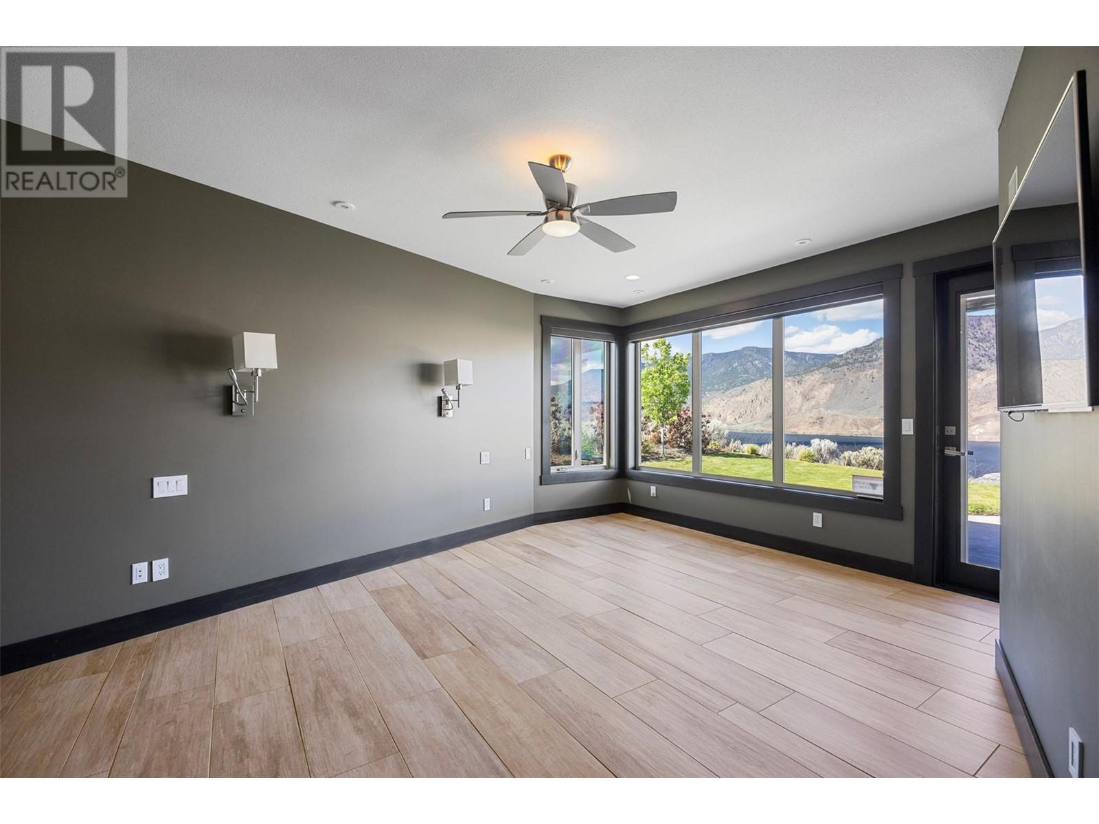 265 Holloway Drive, Kamloops, British Columbia  V1S 0B3 - Photo 39 - 10346267
