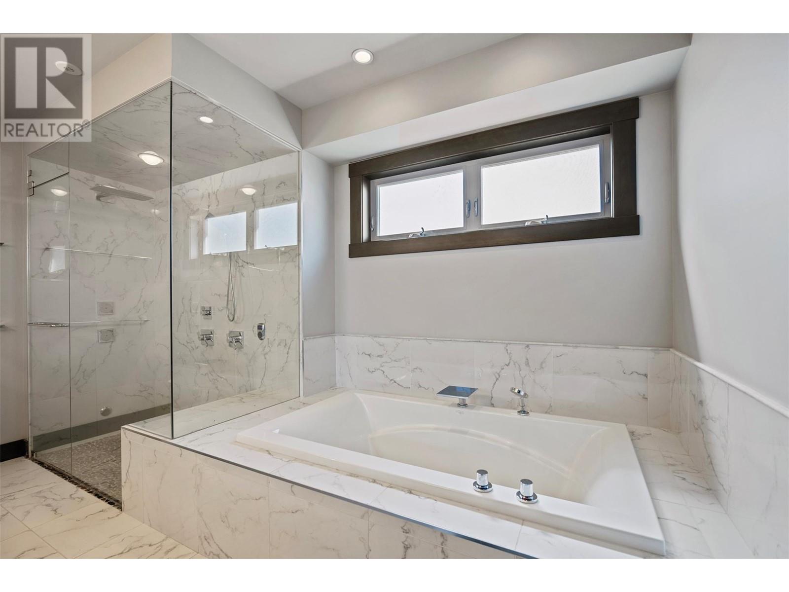 265 Holloway Drive, Kamloops, British Columbia  V1S 0B3 - Photo 43 - 10346267