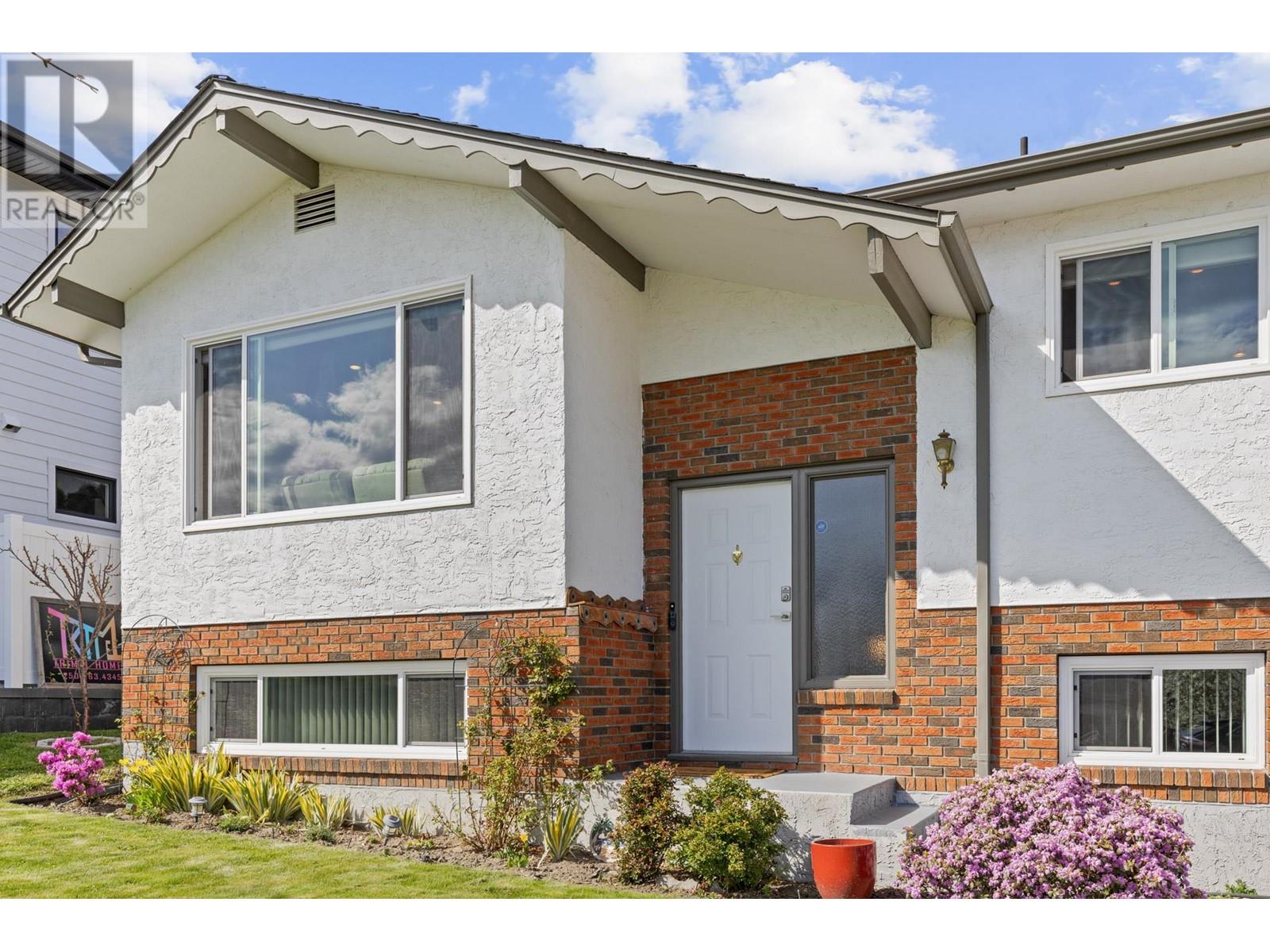 2138 Witt Road, West Kelowna, British Columbia  V4T 2C4 - Photo 3 - 10347595