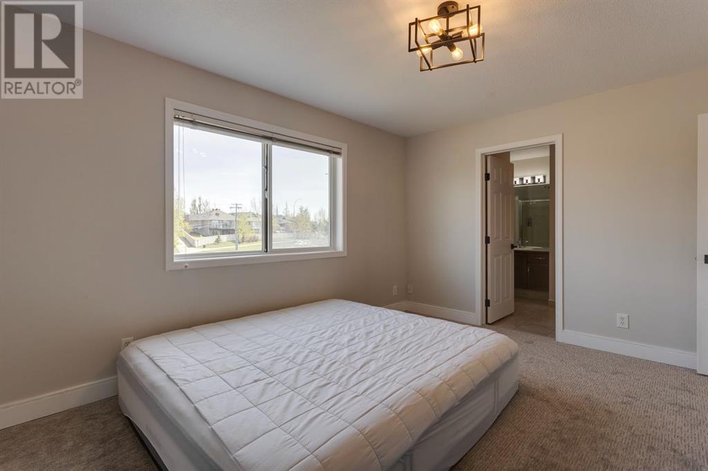 226 Rockborough Green Nw, Calgary, Alberta  T3G 5S9 - Photo 25 - A2219644