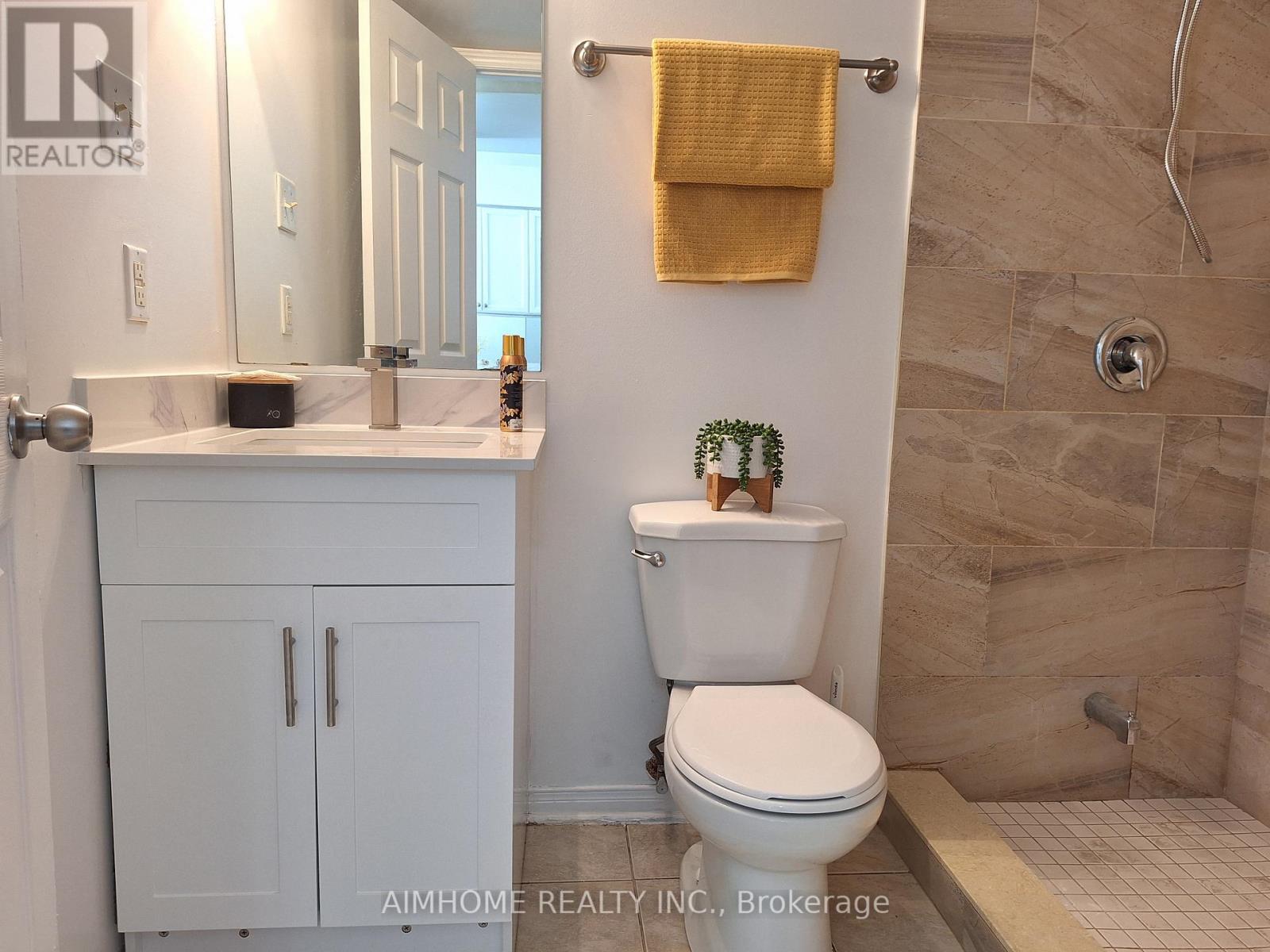 318 - 4975 Southampton Drive, Mississauga, Ontario  L5M 8E6 - Photo 10 - W12142984