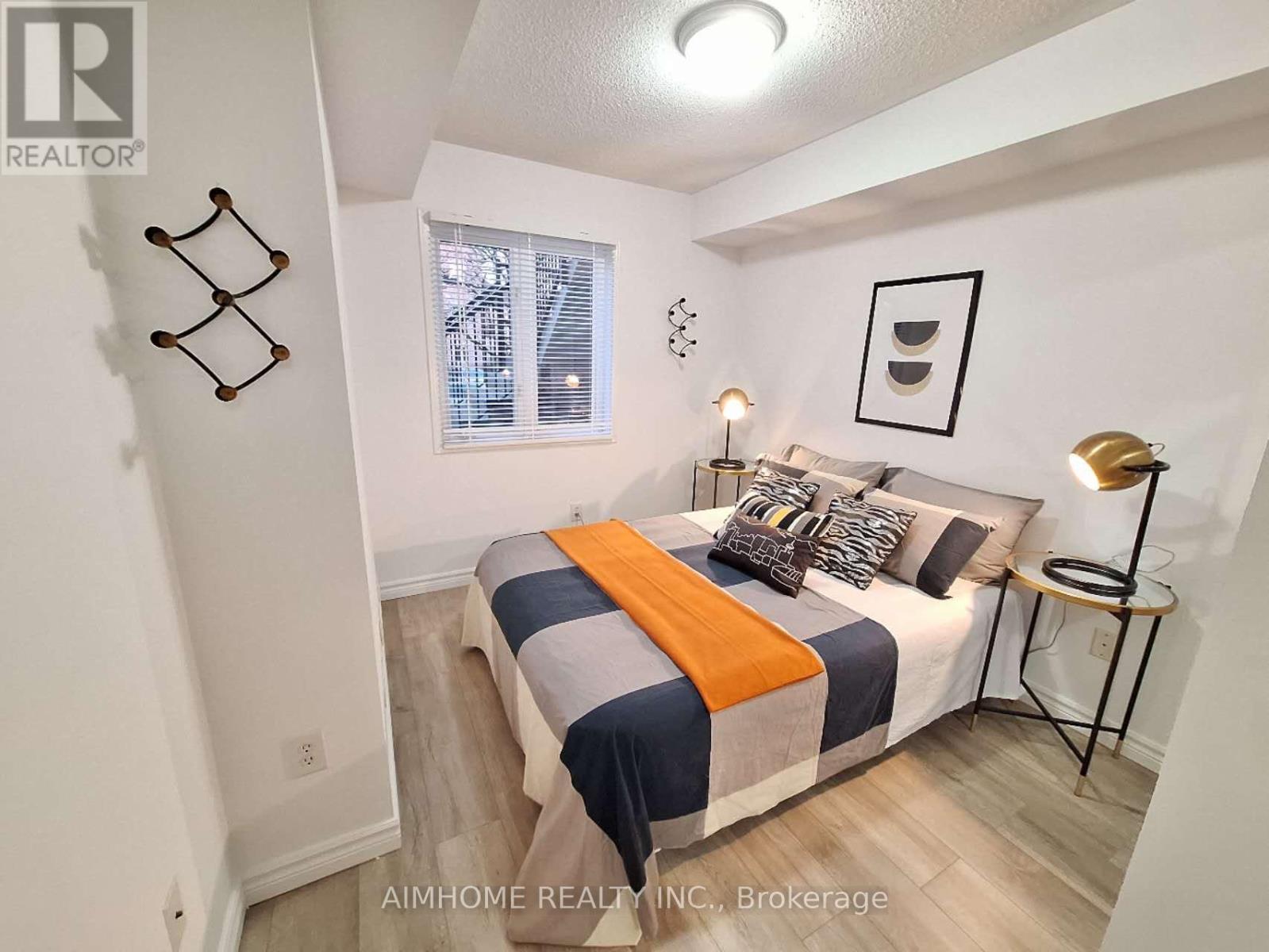 318 - 4975 Southampton Drive, Mississauga, Ontario  L5M 8E6 - Photo 8 - W12142984