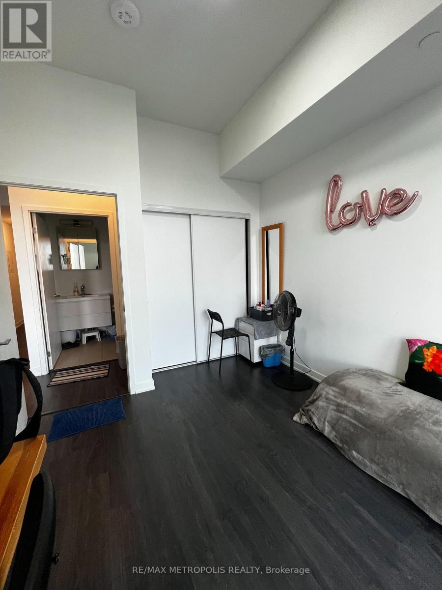 Property at 1814 - 292 VERDALE CROSSING image 5