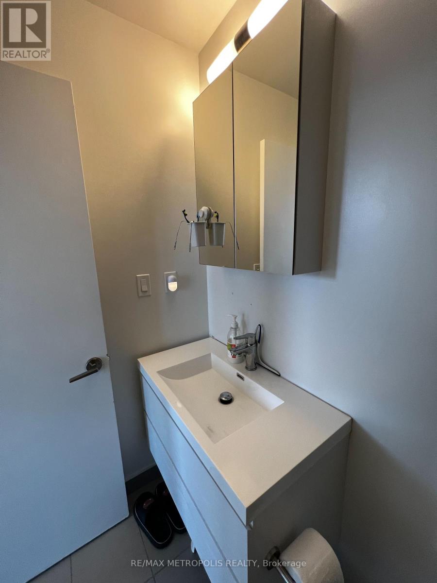 1814 - 292 Verdale Crossing, Markham, Ontario  L6G 0H6 - Photo 9 - N12140409