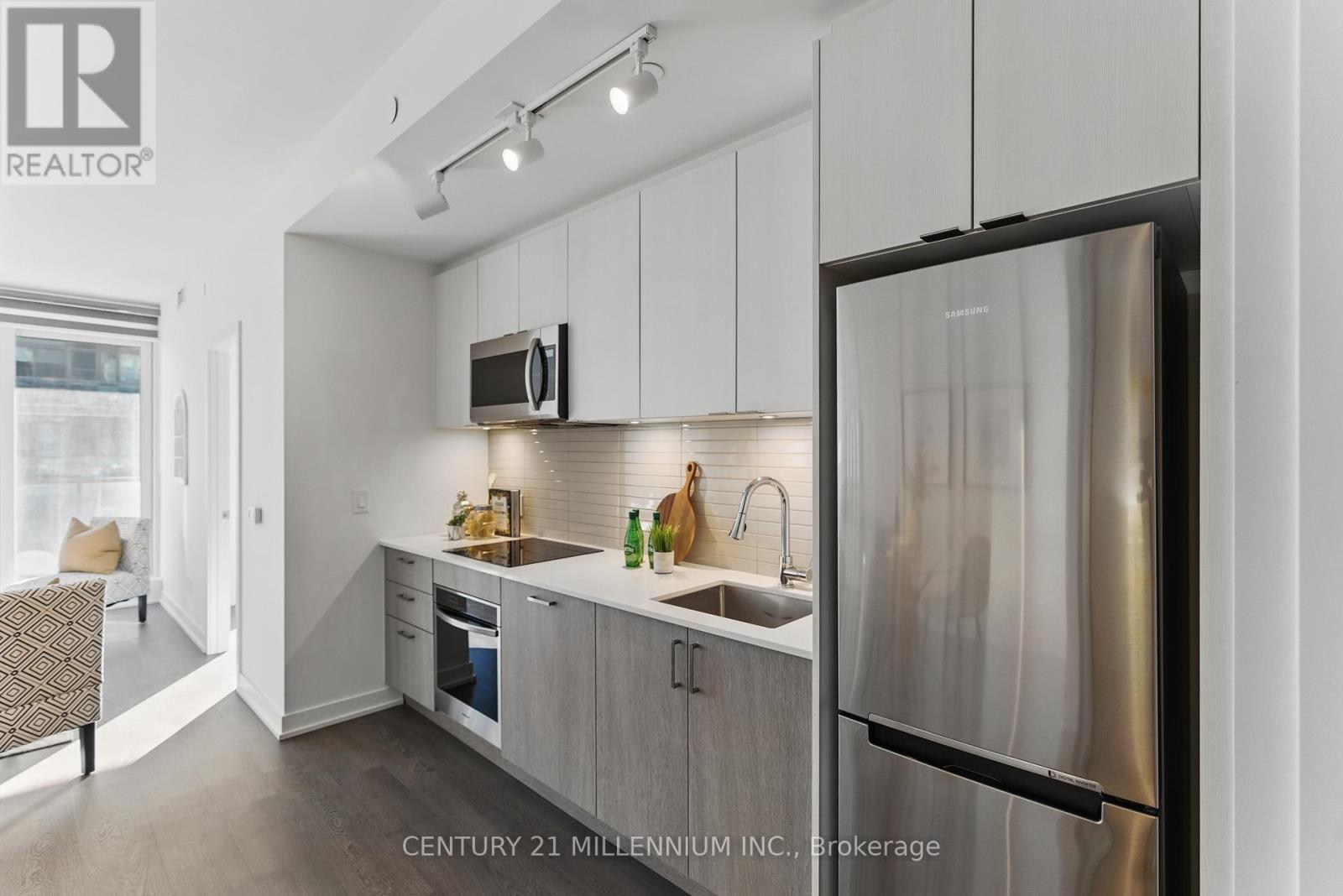 3011 - 1926 Lake Shore Boulevard W, Toronto, Ontario  M6S 0B1 - Photo 19 - W12139403
