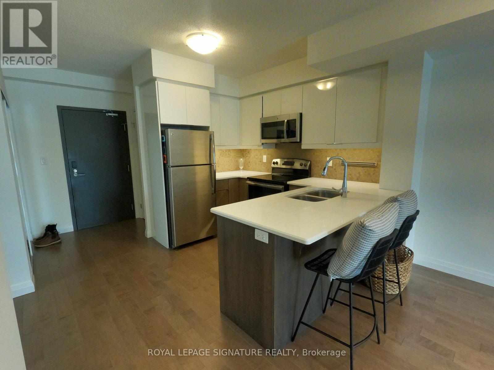 607 - 53 Arthur Street, Guelph, Ontario  N1E 0P5 - Photo 4 - X12142989