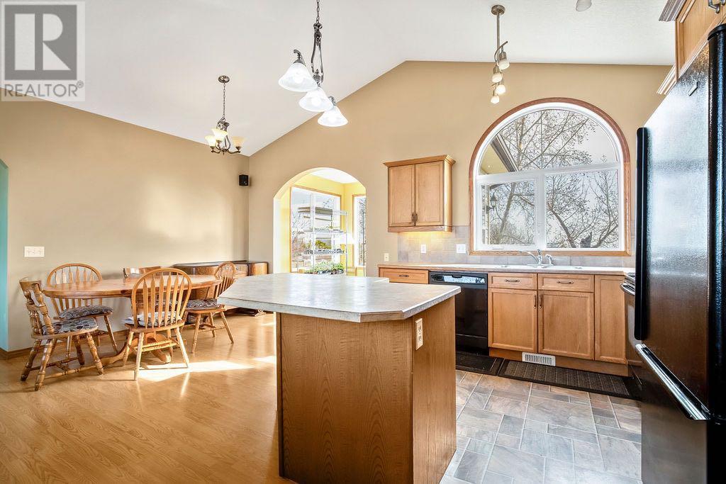 424018 17 Street E, Rural Foothills County, Alberta  T1S 4S4 - Photo 32 - A2207974