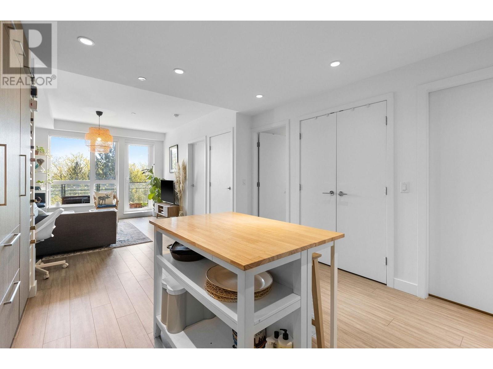309 747 E 3rd Street, North Vancouver, British Columbia  V7L 1G8 - Photo 11 - R3001673