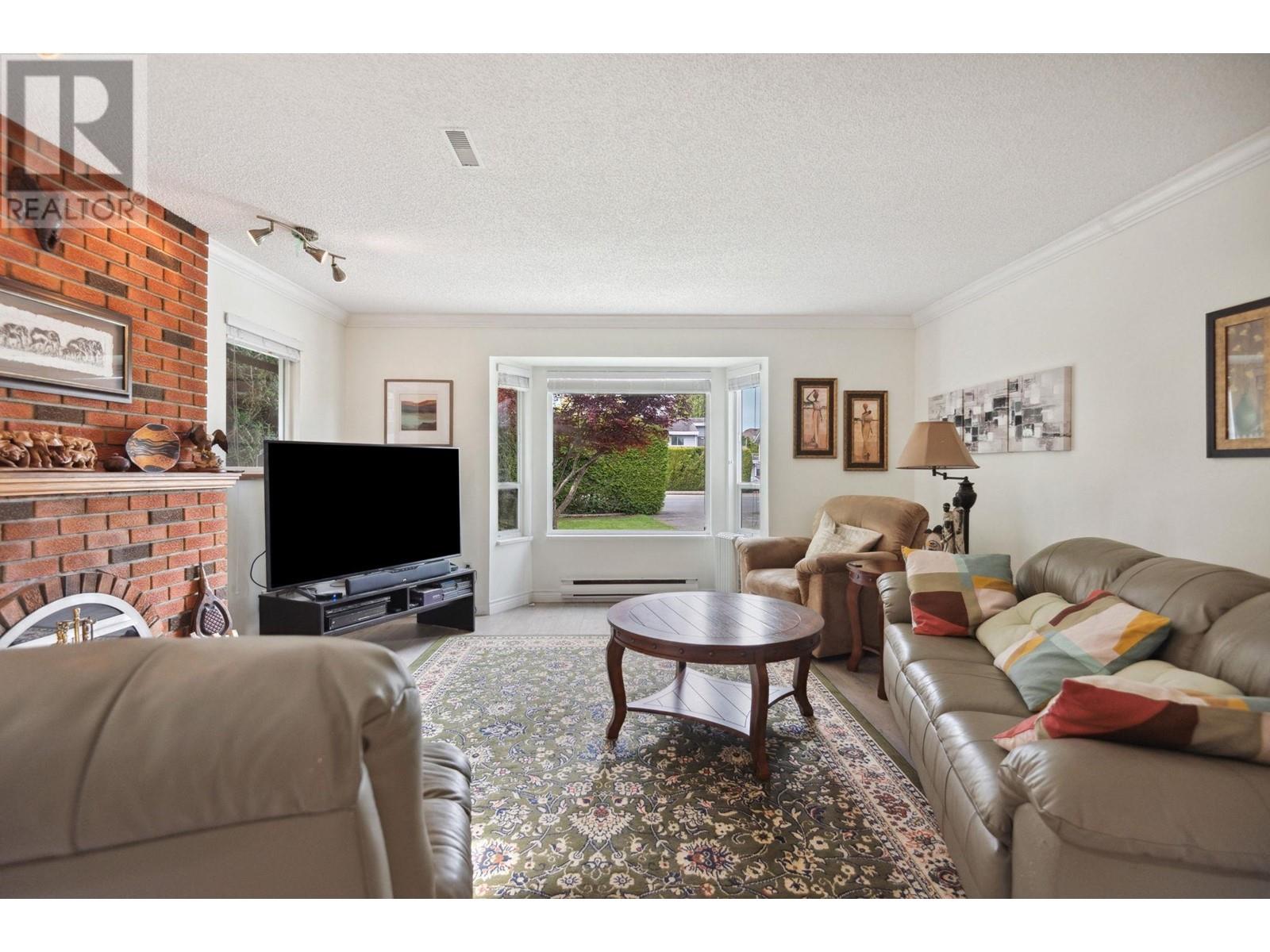Property at 4300 STEVESTON HIGHWAY image 5