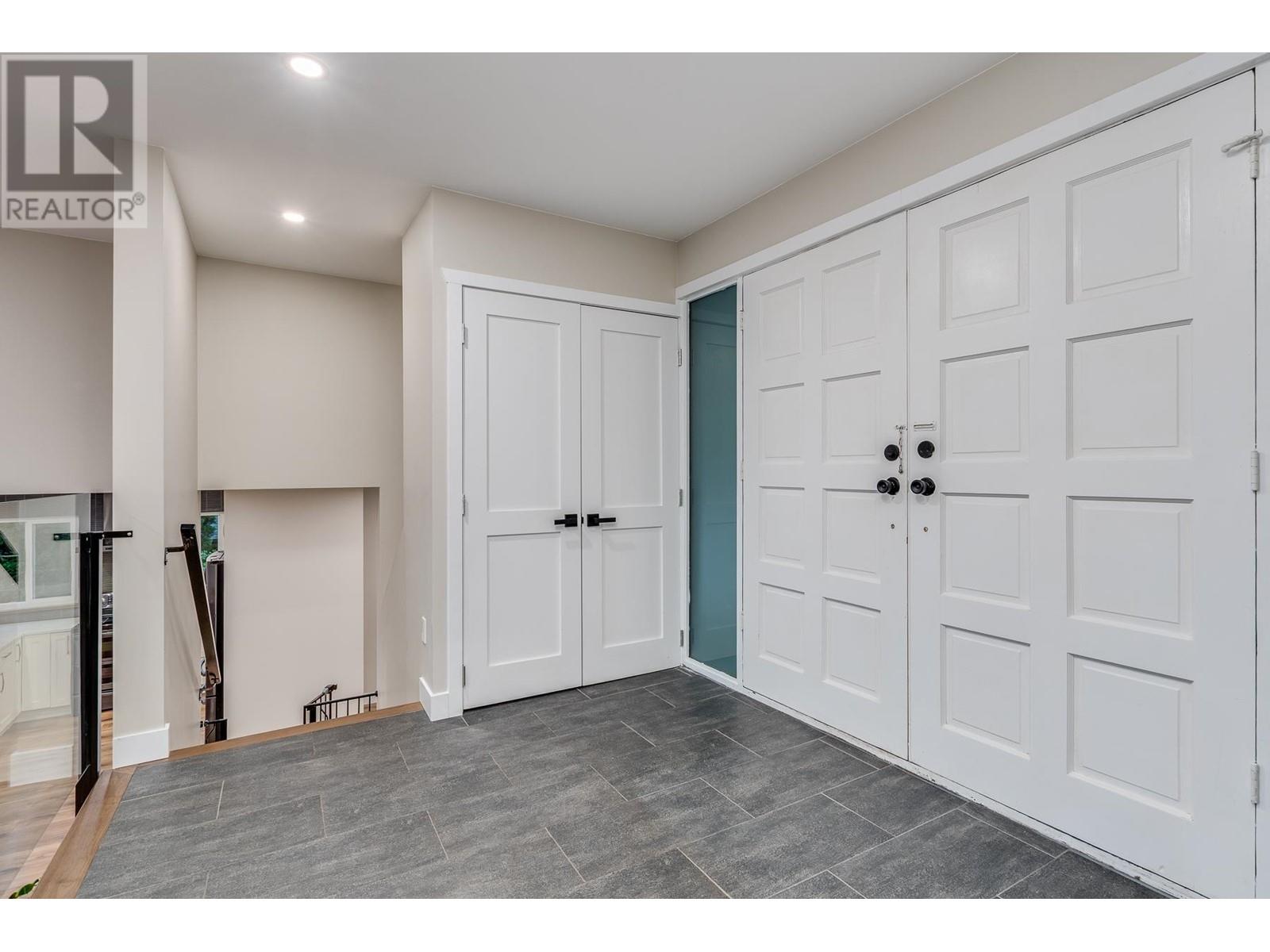 3187 Mariner Way, Coquitlam, British Columbia  V3C 4M8 - Photo 16 - R3001743