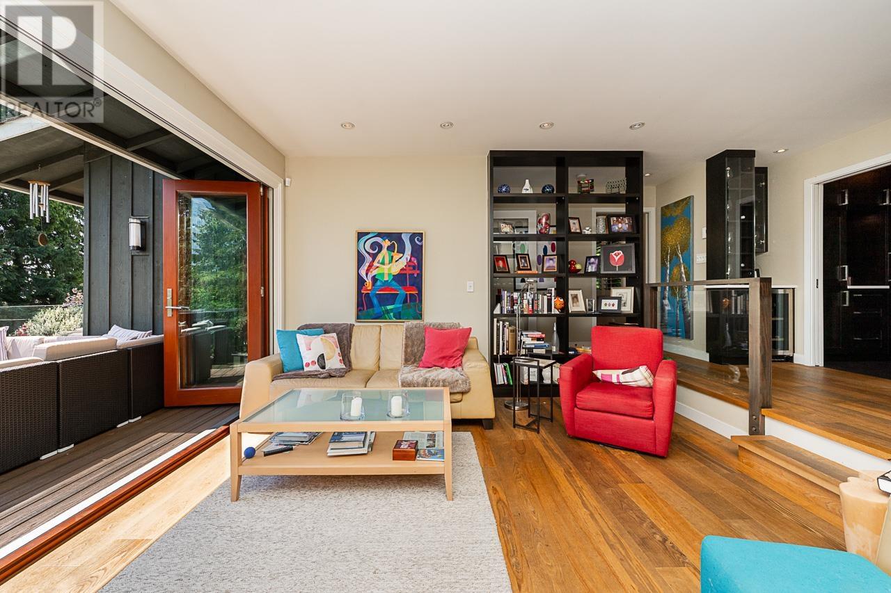 920 Adderley Street, North Vancouver, British Columbia  V7L 1T1 - Photo 10 - R3001755