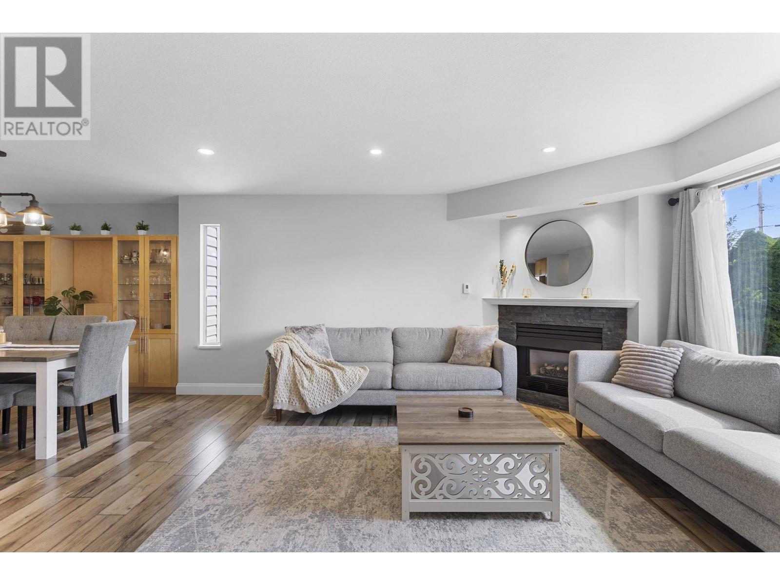 Property at 20147 HAMPTON STREET image 3