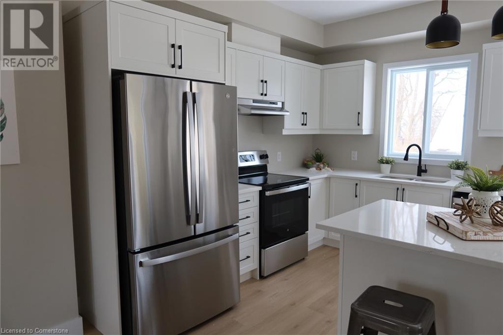 38 Albert Street, Cambridge, Ontario  N1R 3M8 - Photo 9 - 40709377