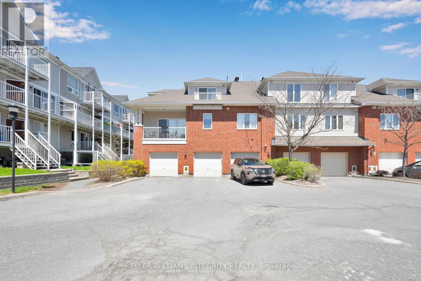 B - 10 Daybreak Street, Ottawa, Ontario  K2G 6T9 - Photo 1 - X12143010
